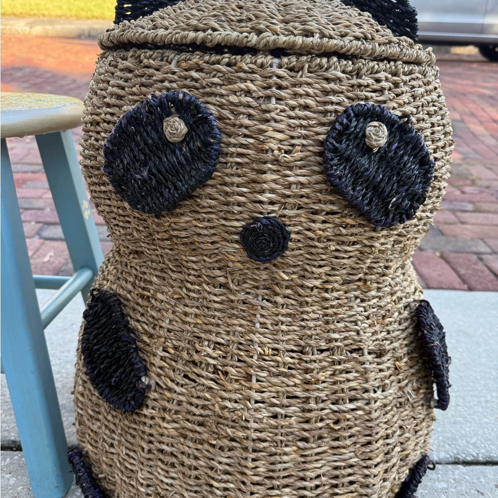 Woven panda bear hamper basket kids room decoration basket - Picture 2 of 2